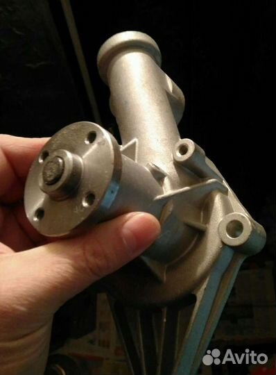 Водяной насос Airtex 7115