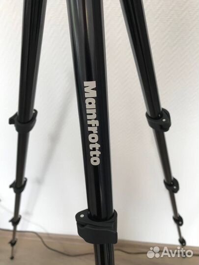 Штатив для фотоаппарата