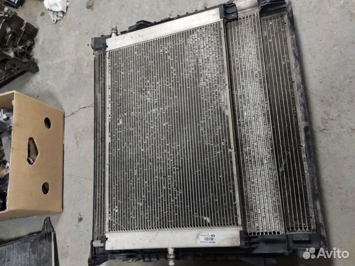 Range rover supercharged радиатор охлаждения