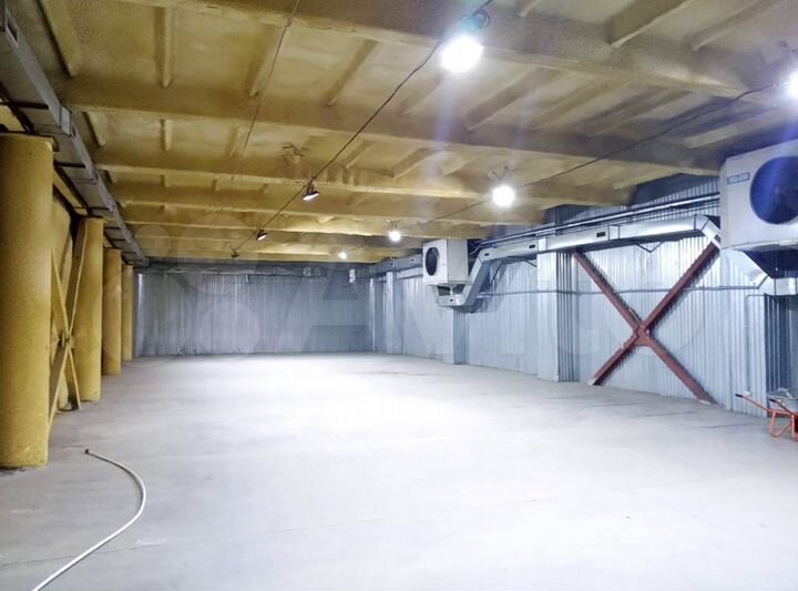 Склад (+2 +4), 323 м²