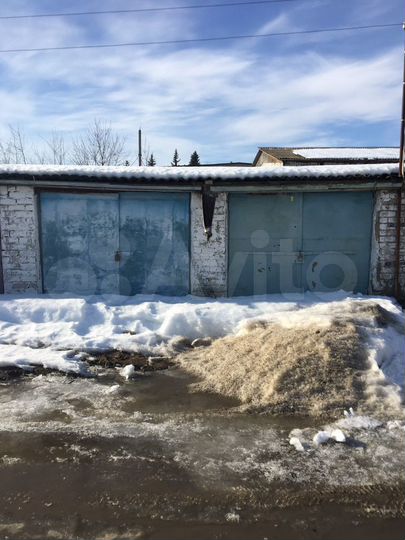 Гараж, > 30 м²