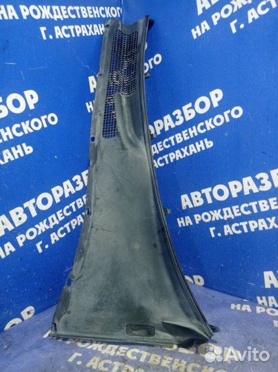 Жабо Toyota Crown седан 1993