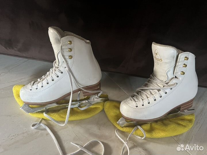 Фигурные коньки jackson elle