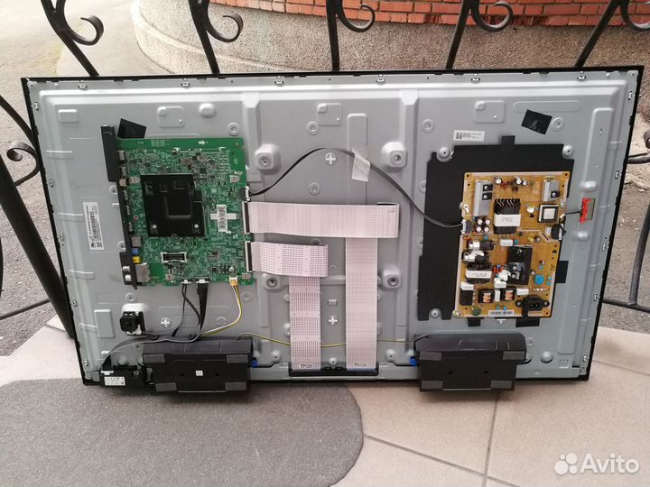 Телевизор samsung UE40MU6100 (Разбор)(По запчастя)