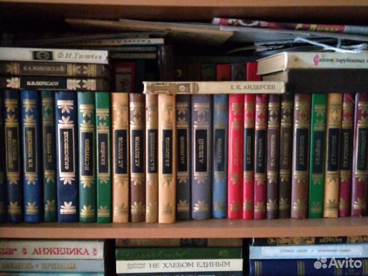 Книги отдам бесплатно