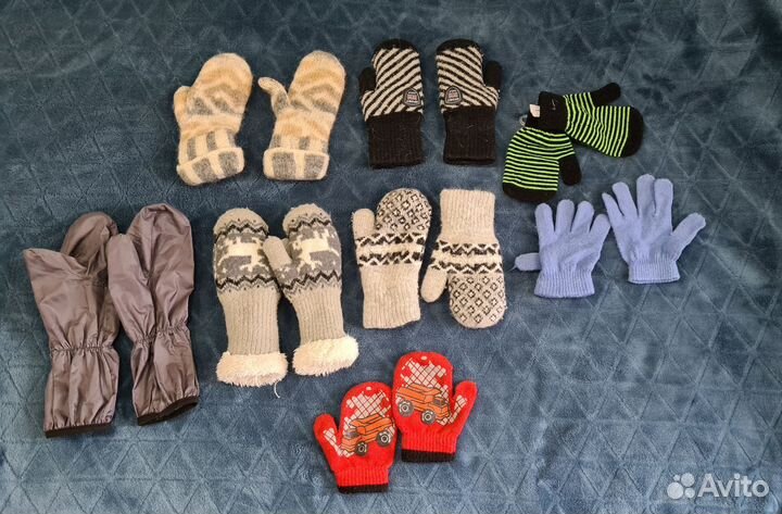 Шапки шлемы варежки термоноски