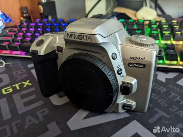 Плёночная зеркалка Minolta 404si