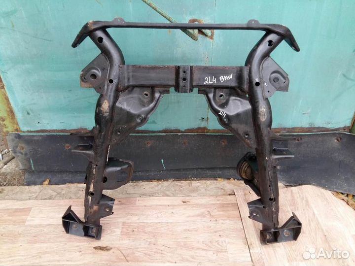 Подрамник BMW X3 E83