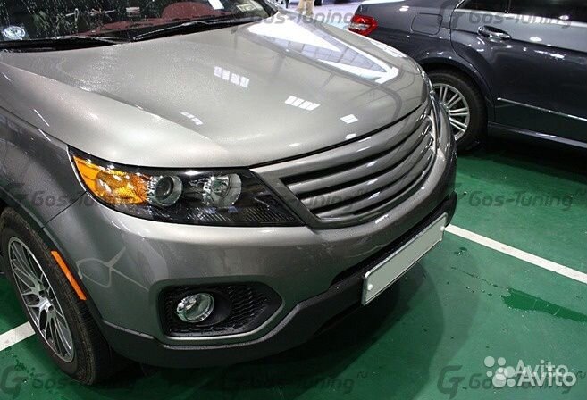 Тюнинг решетка радиатора Luxery на Kia Sorento R