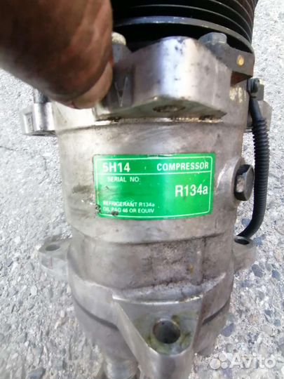 Компрессор автомобильный