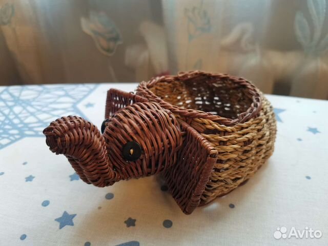 Шкатулка плетеная декоративная