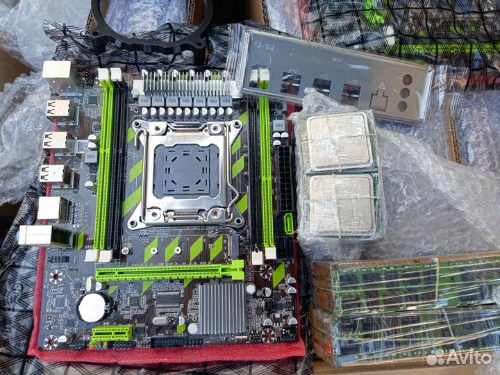 Новый комплект LGA 2011 X79G + Xeon 2650 v2 +32GB