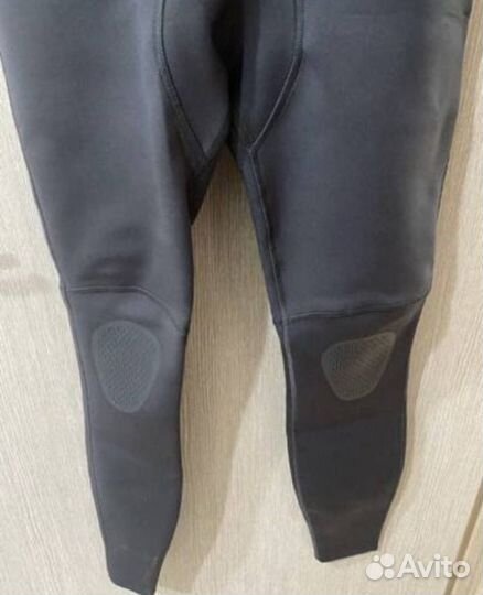 Костюм для плавания и дайвинга на открытой воде