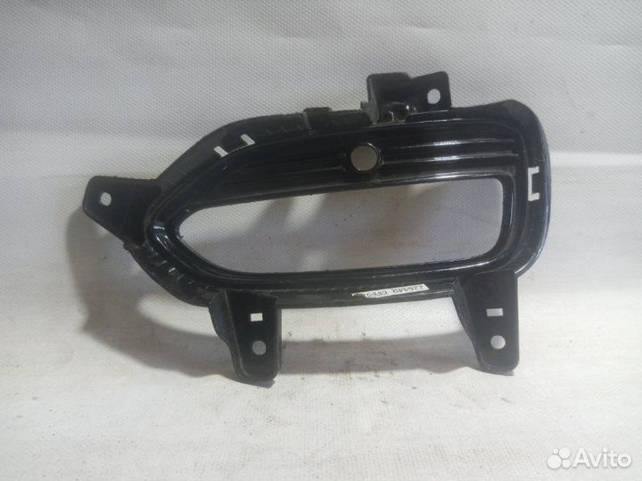 Решетка бампера задняя левая Kia Sorento 3 2017