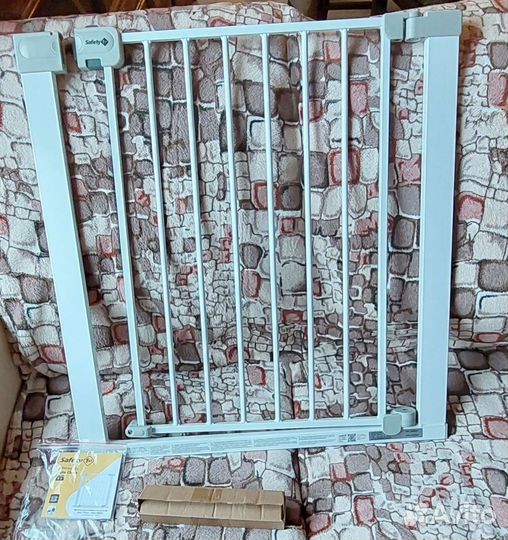 Барьер на лестницудля детей