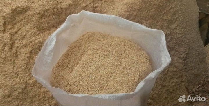 Опилки в мешках