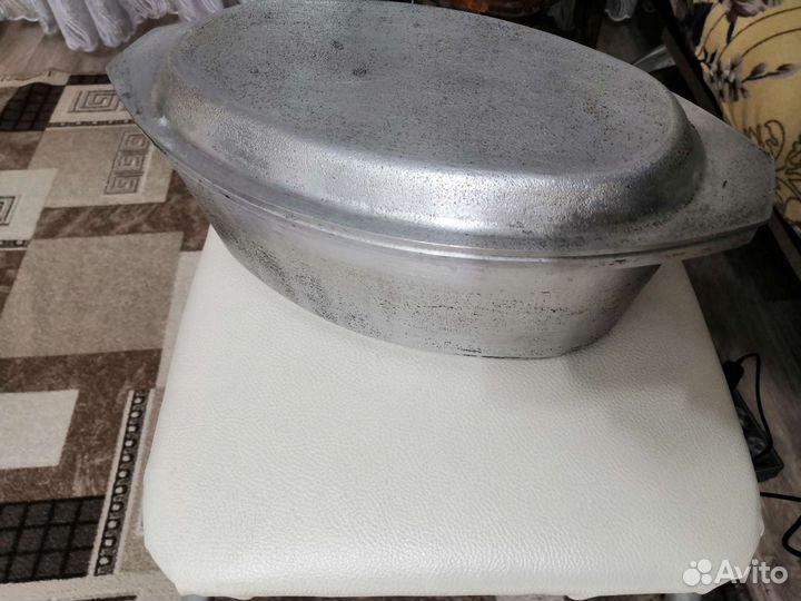 Кастрюля чугунная СССР