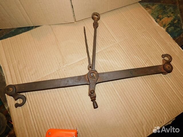 Антикварные, равно-плечевые весы до 5 ф. ри