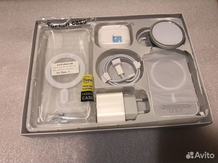 Набор аксессуаров для iPhone 11 / iPhone XR