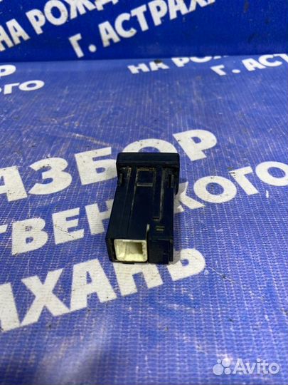 USB AUX Порт Toyota Corolla 120 седан 2004