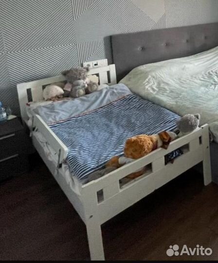 Кроватка IKEA с матрасом