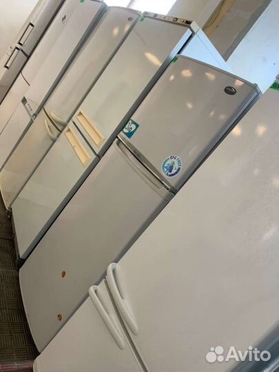 Холодильник в отличном состоянии чистый высокий