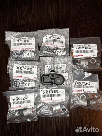 Датчик давления в шинах Lexus-Toyota