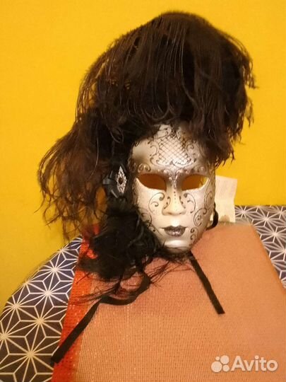 Венецианская маска