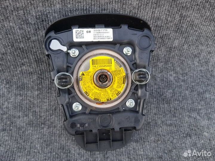 Подушка безопасности в руль Opel Astra J хэтчбек