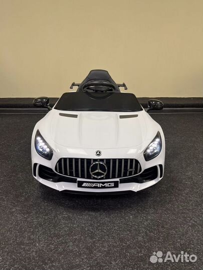 Новый Электромобиль Mercedes AMG GT