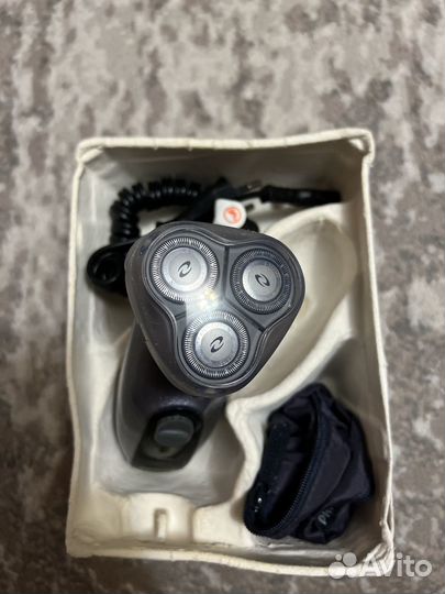 Электрическая бритва Philips 6600