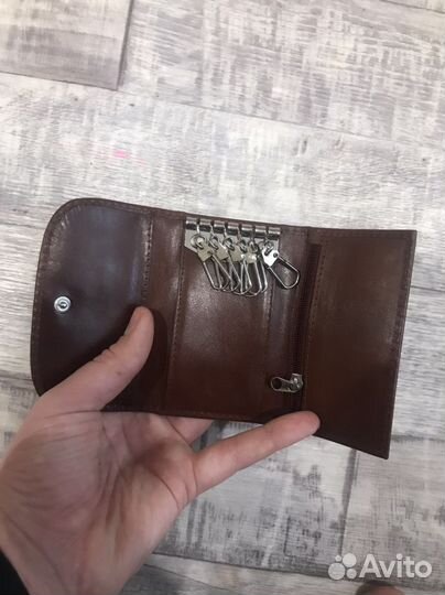 Ключница кожаная