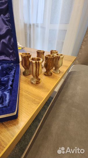 Набор рюмок из малахита