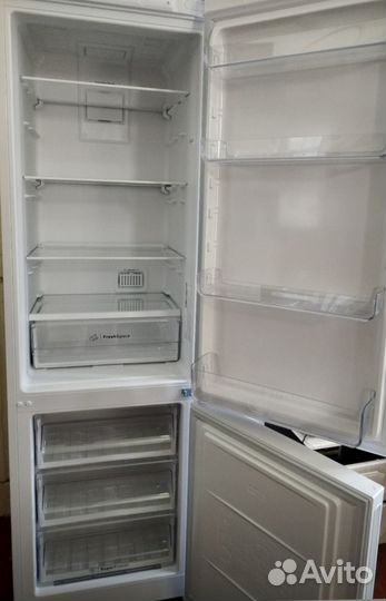 Холодильник Indesit ITR 4200W (No Frost)