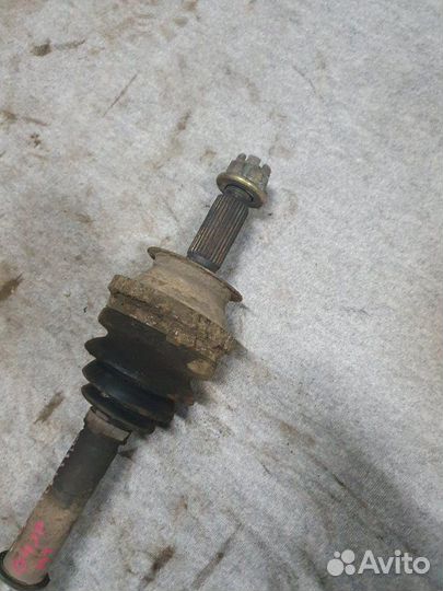 Привод, полуось передний левый Hyundai Sonata EF