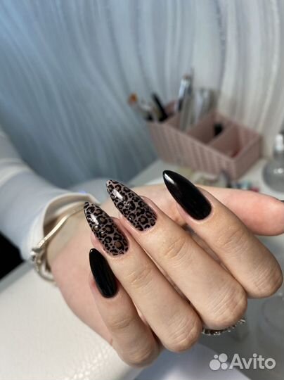 Маникюр наращивание ногтей