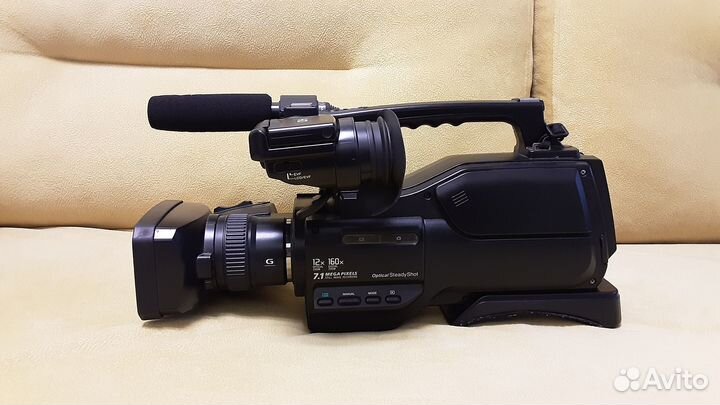 Видеокамера Sony HXR-MC1500