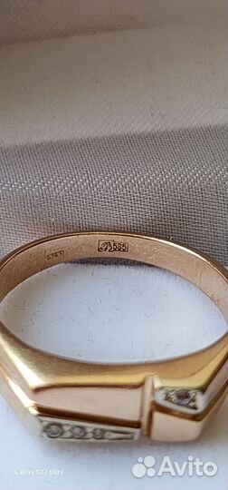 Золотое кольцо 585