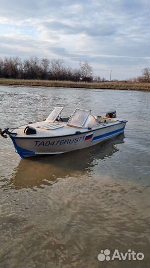 Лодка прогресс 2м с мотором