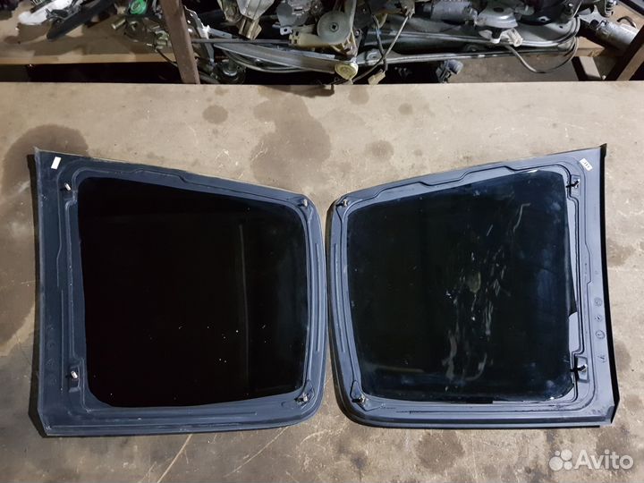 Стекло кузовное правое(форточка) Kia Carens I (RS)