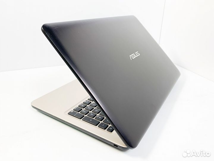 Ноутбук Asus i3/MX110/8Gb/SSD240Gb