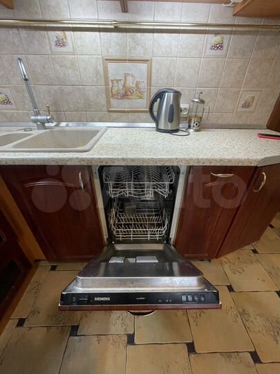 3-к. квартира, 70,4 м², 2/5 эт.