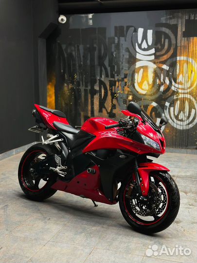 Пластик Honda cbr600 rr