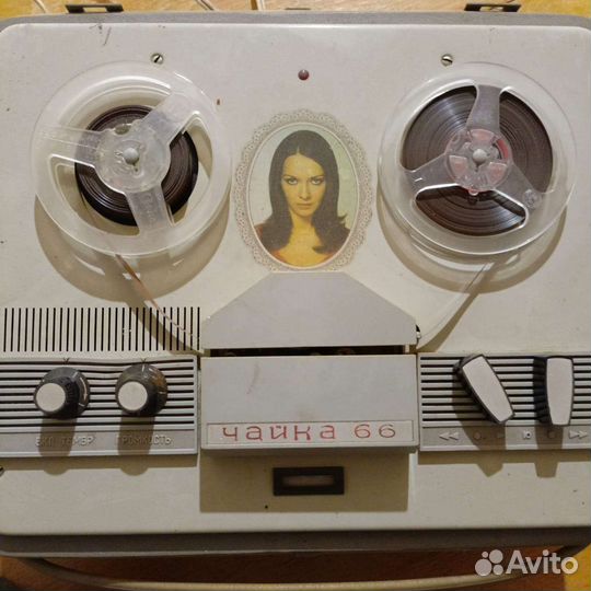 Катушечный магнитофон