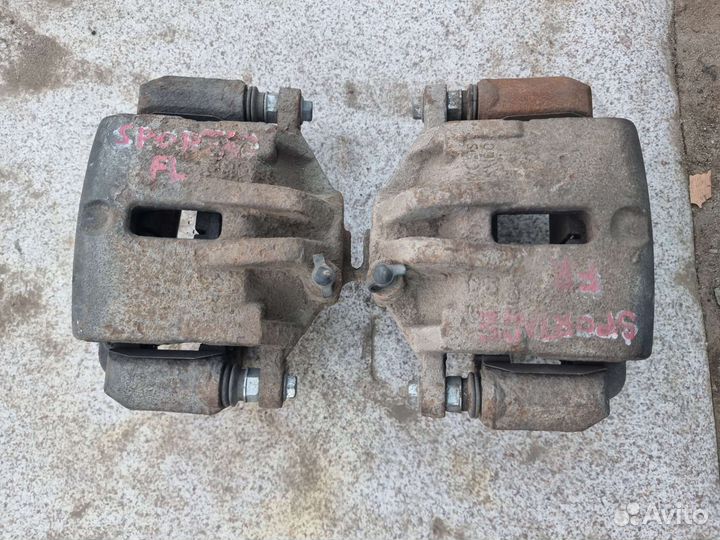 Суппорт передний Kia Sportage 2