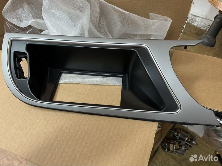 Рамка экрана Audi concert mmi 6.5'