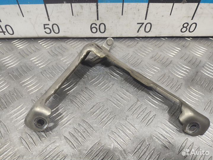 Б/У Кронштейн турбины#002