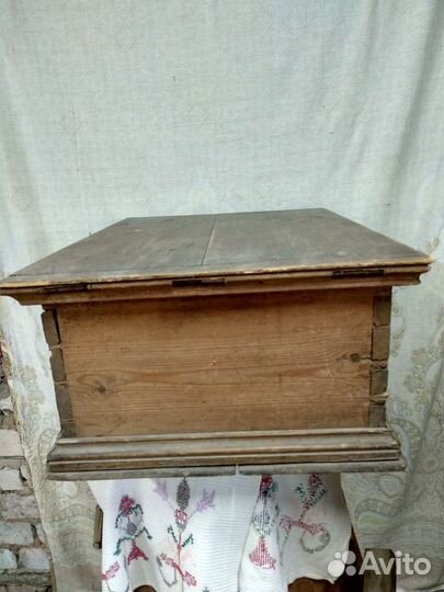Сундук деревянный старинный