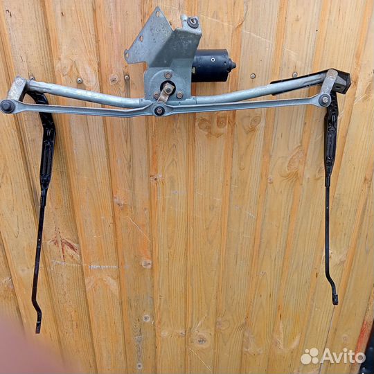 Трапеция стеклоочистителя ауди 100 44к седан