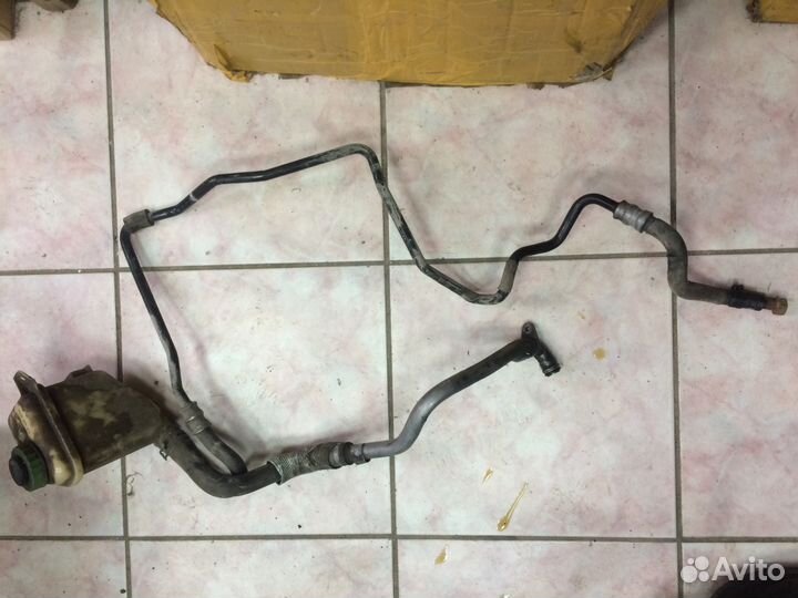 Трубка шланг гур Порше Кайен 955 957